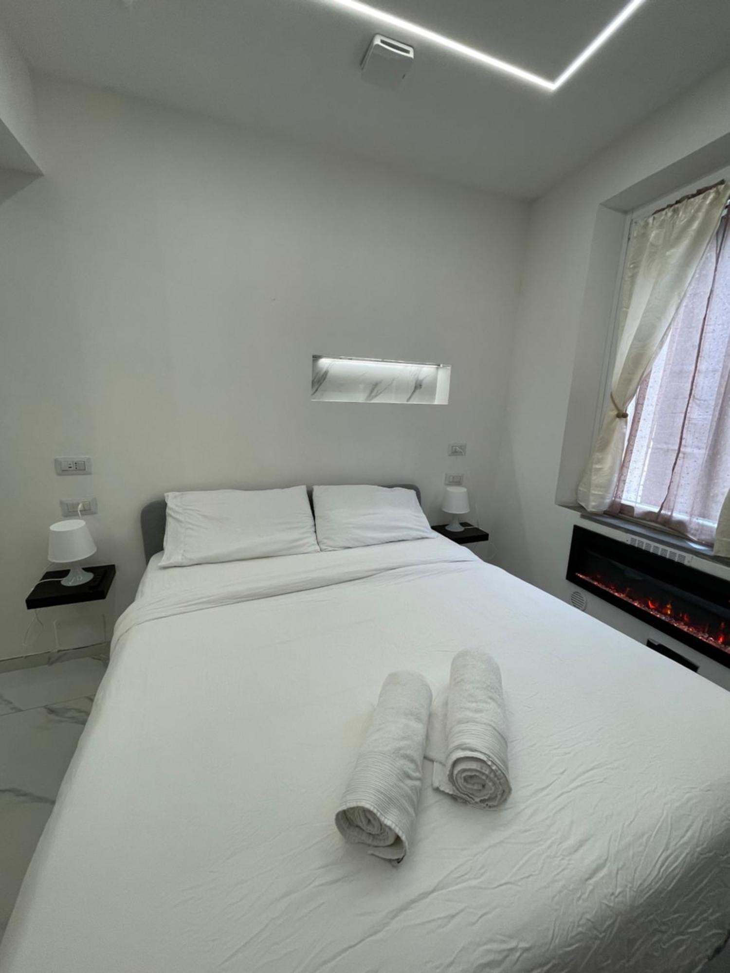 Luxury 6 Al Duomo Di Parma Apartment Exterior photo