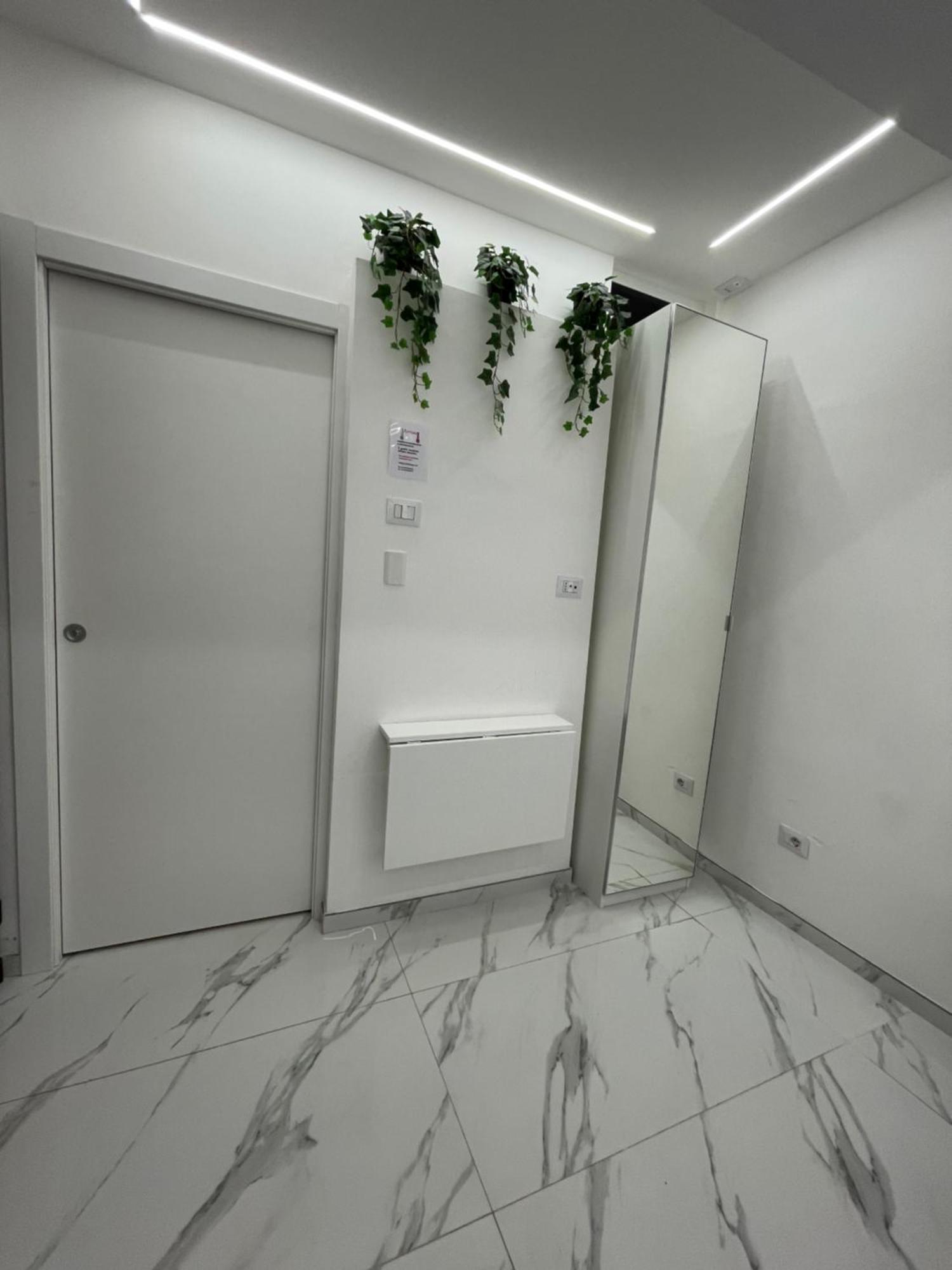 Luxury 6 Al Duomo Di Parma Apartment Exterior photo